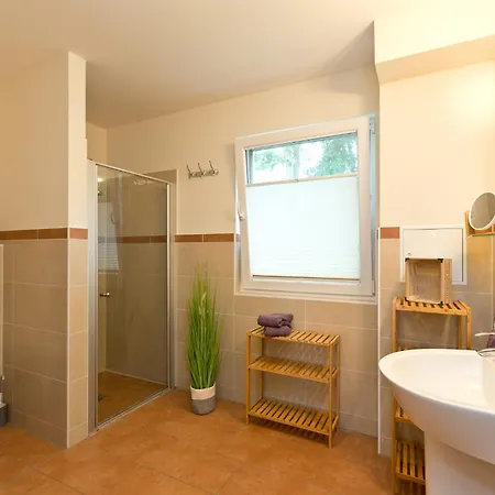 Tap-in Apartment Goehren-Lebbin