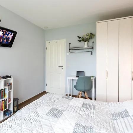 Tap-in Apartment